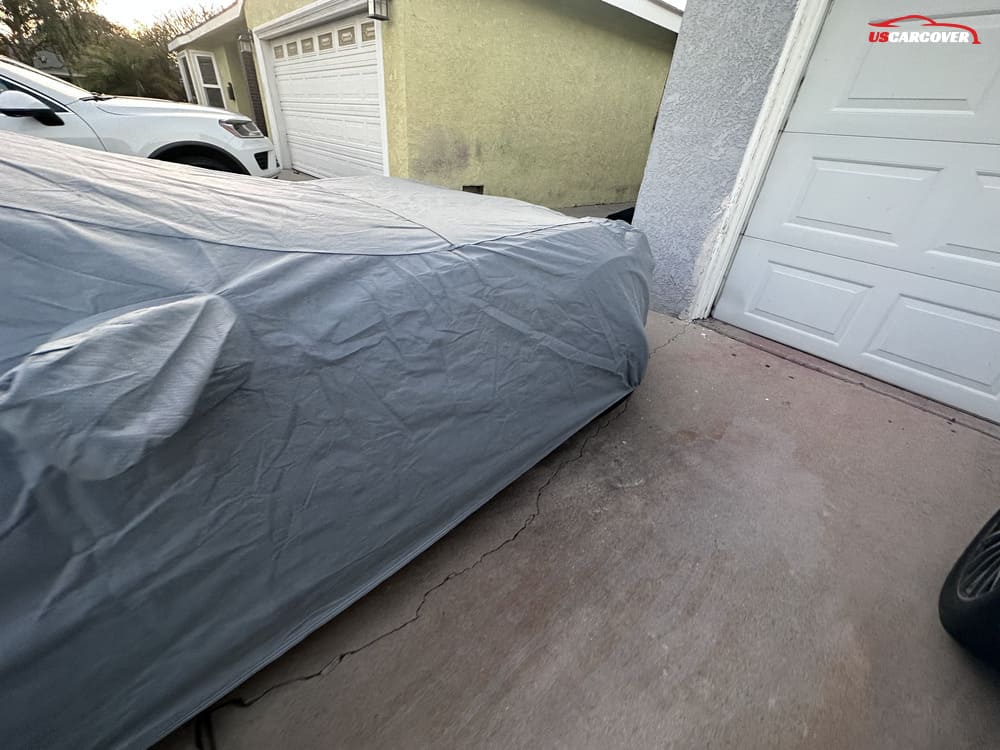 car-cover-protect-vehicle-from-heavy-rain-02