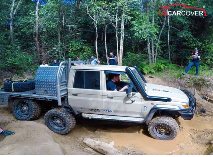 2026-toyota-hike-cruze-6x6-camper-9