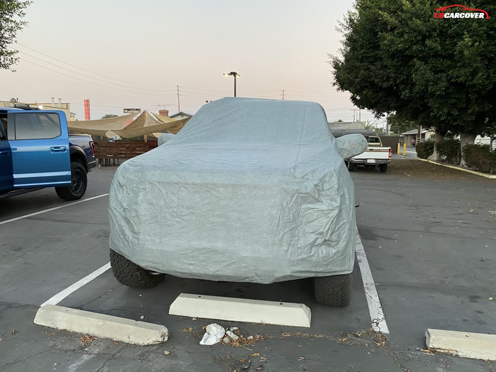 advantages-and-disadvantages-of-using-a-car-cover-02