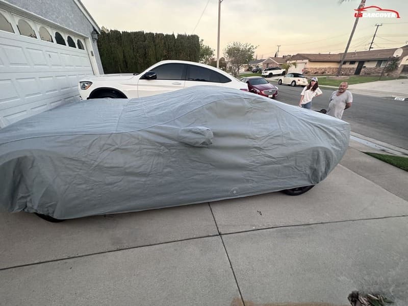 custom-fit-vs-universal-fit