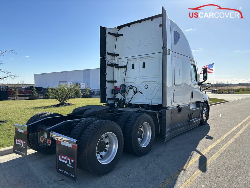 freightliner-car-cover-8