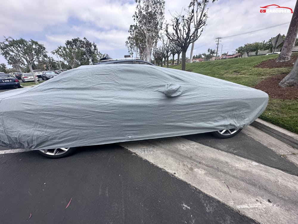 top-5-benefits-of-using-a-car-cover-with-mirror-pockets-02