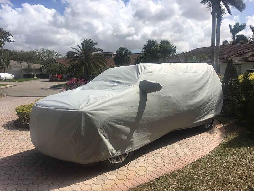 Customer photo: SUV fitted with a USCarCover cover